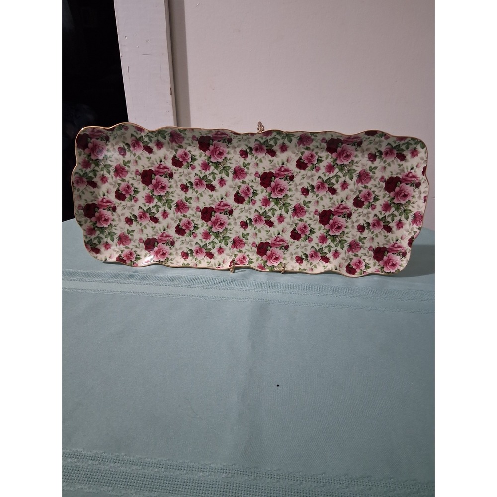 Formalities by Baum  brothers Scalloped Gold Rim Pink Burgundy 14.5 Inch